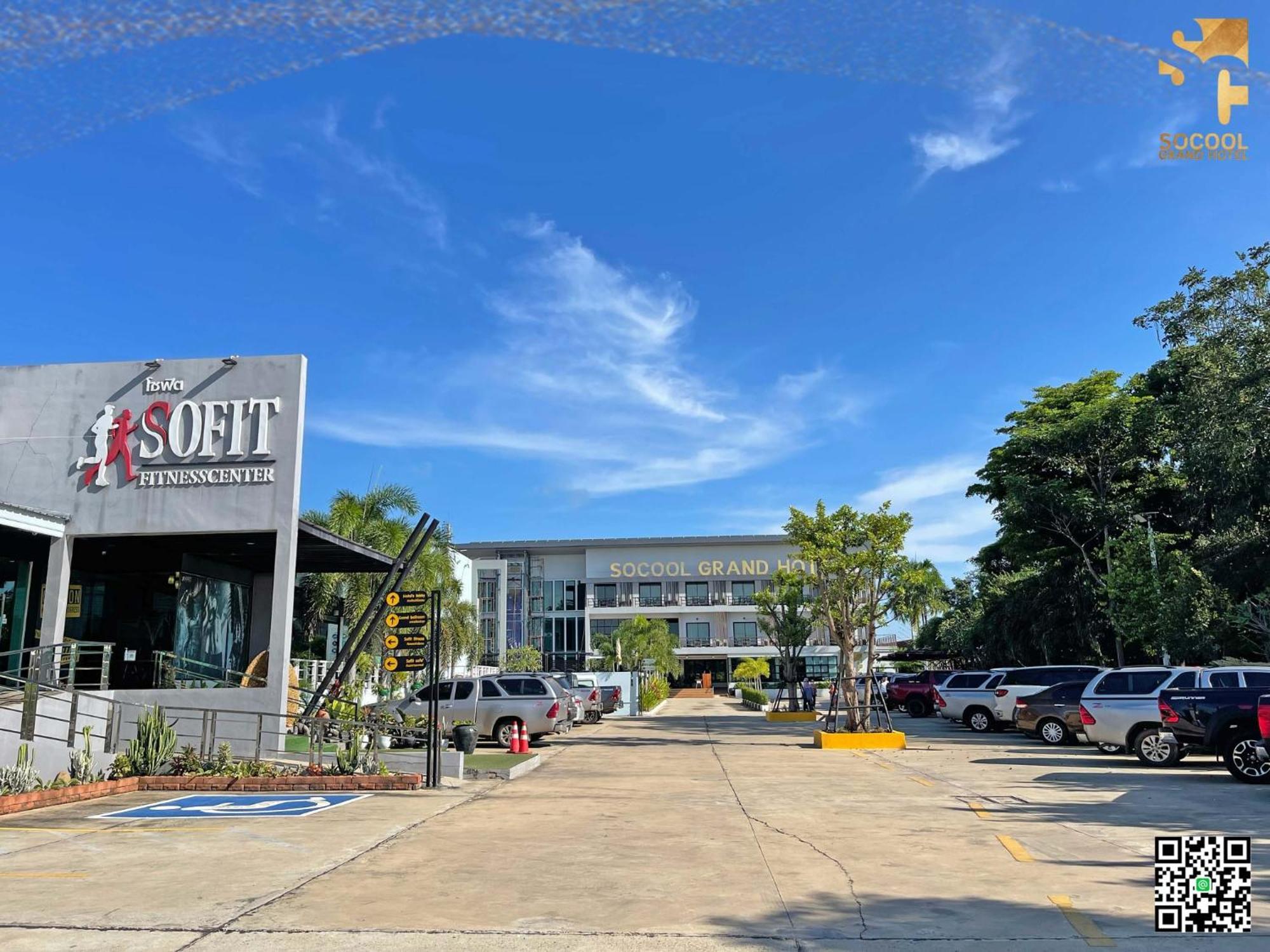 Socool Grand Hotel Nang Rong Exteriör bild